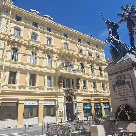 Elizabeth'S House Apartment Сан Ремо Екстериор снимка