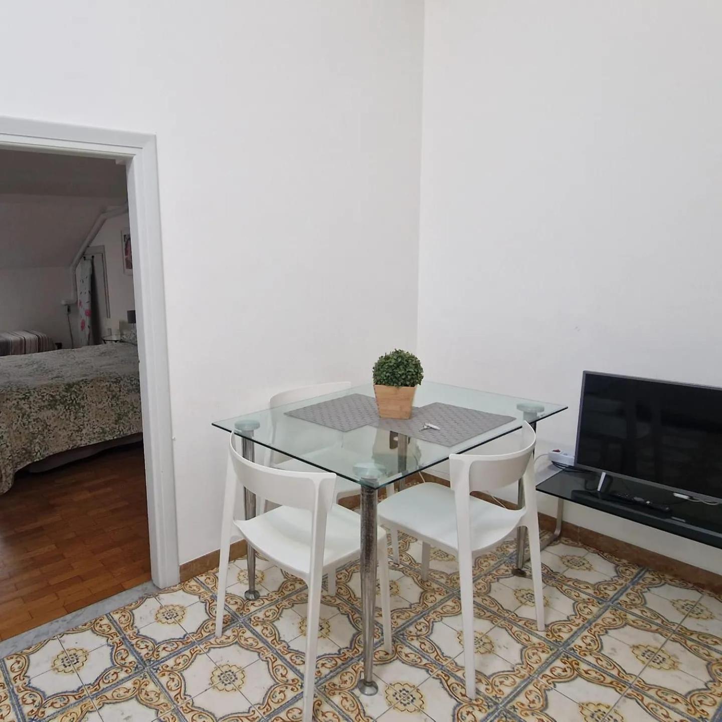 Elizabeth'S House Apartment Сан Ремо Екстериор снимка